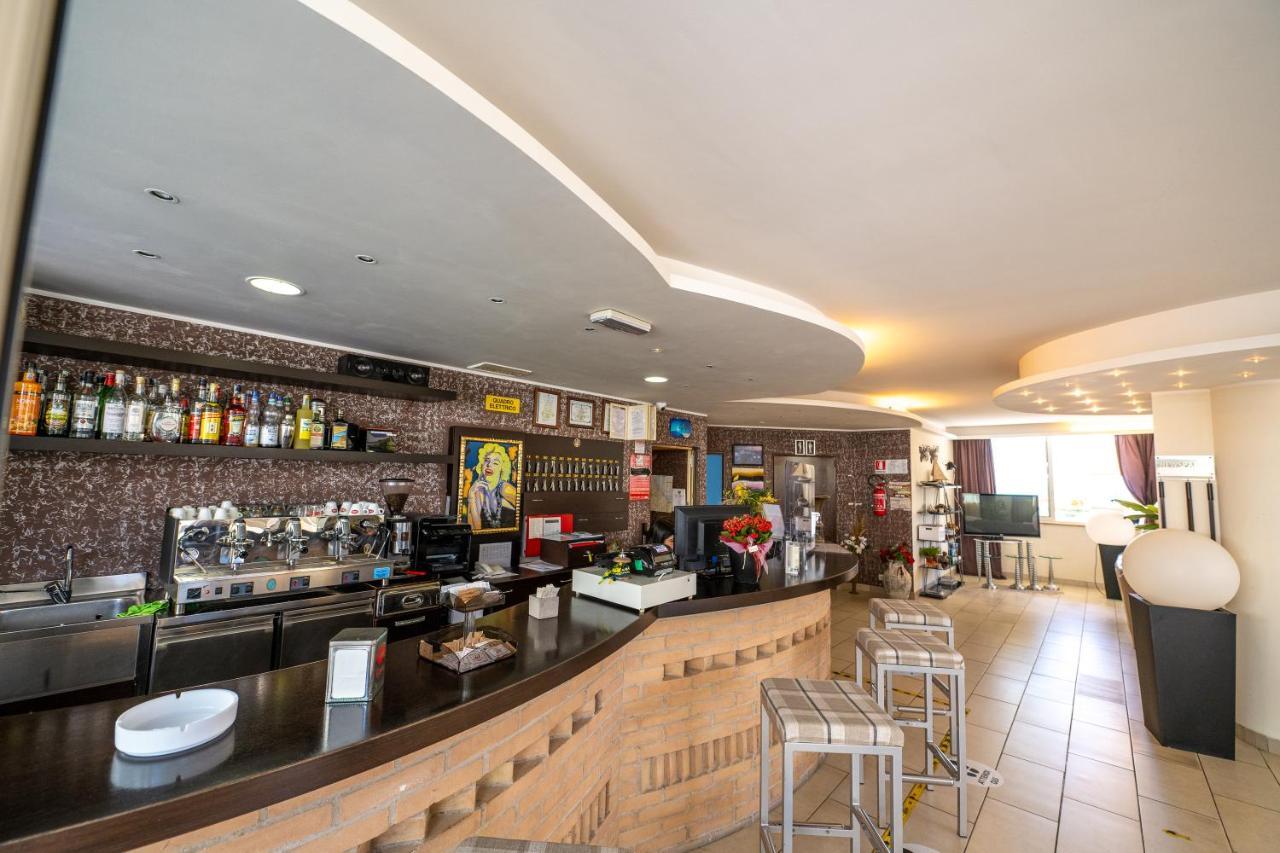 Di Matteo Hotel Roseto Degli Abruzzi Luaran gambar