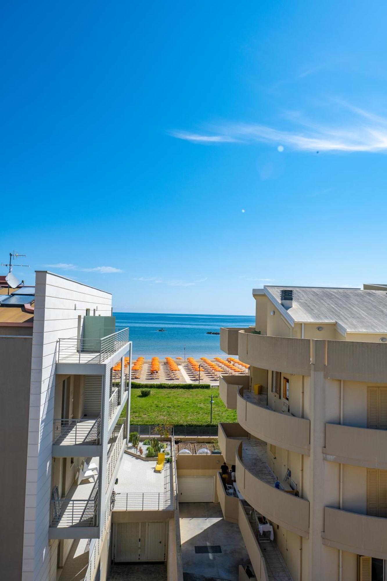 Di Matteo Hotel Roseto Degli Abruzzi Luaran gambar