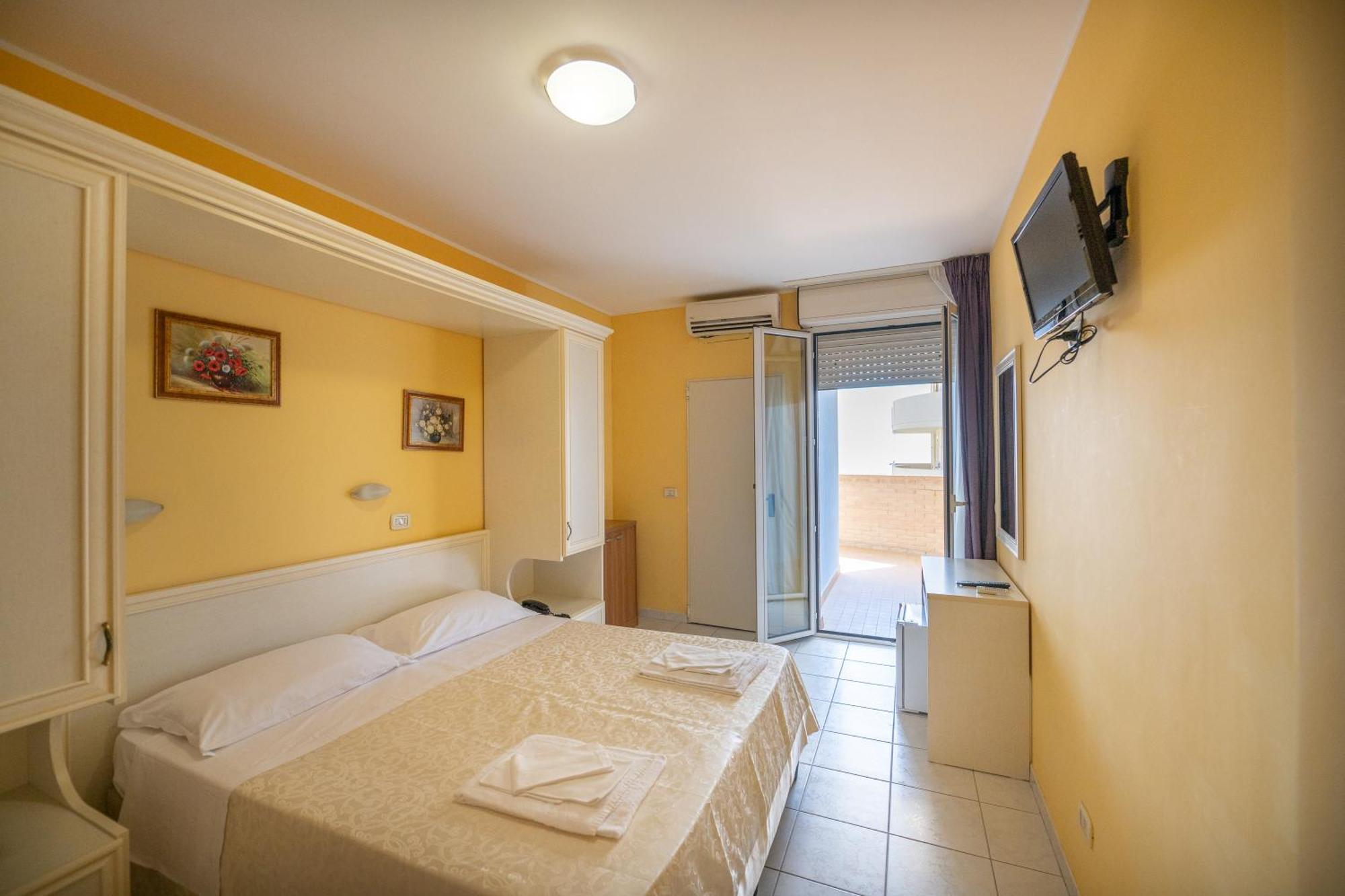 Di Matteo Hotel Roseto Degli Abruzzi Luaran gambar