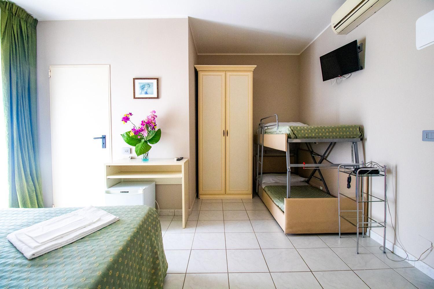Di Matteo Hotel Roseto Degli Abruzzi Luaran gambar